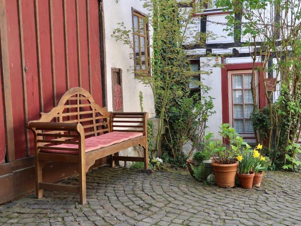 Old Town Hall Apartment In Baden-Wuerttemberg Weilmunster Eksteriør billede