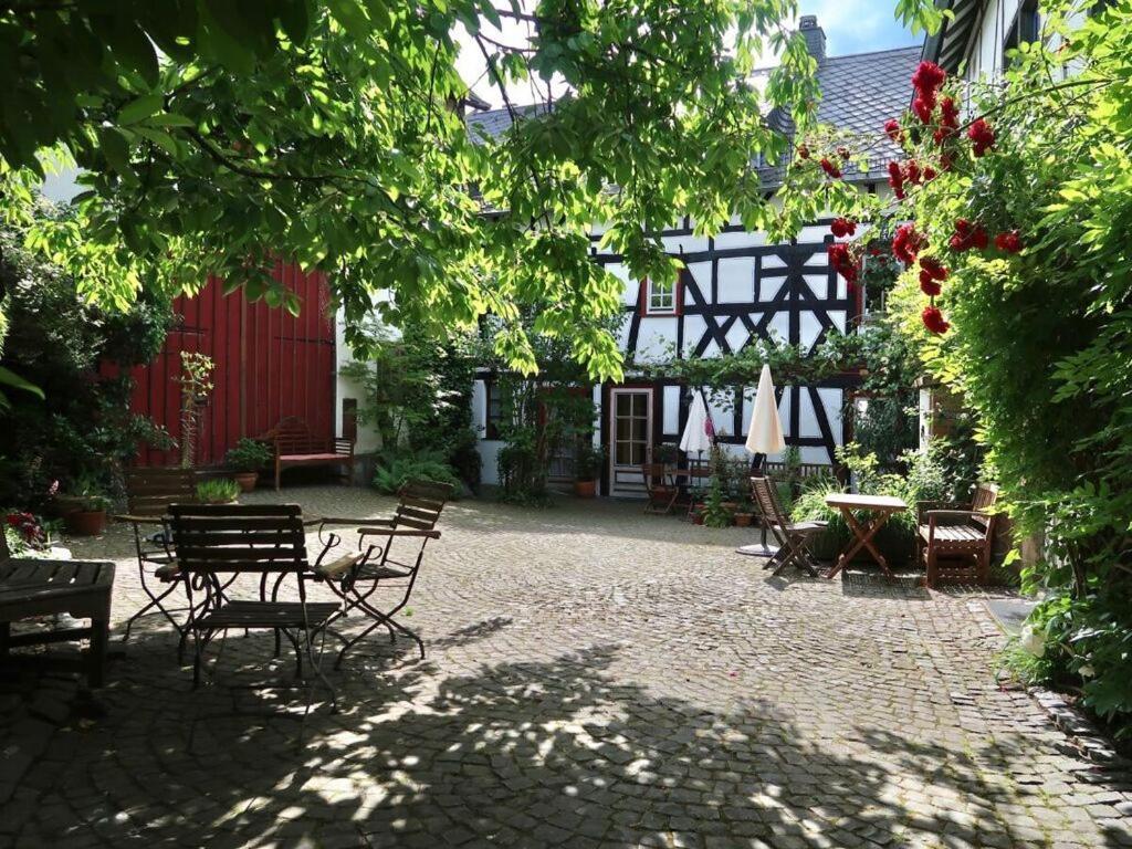 Old Town Hall Apartment In Baden-Wuerttemberg Weilmunster Eksteriør billede